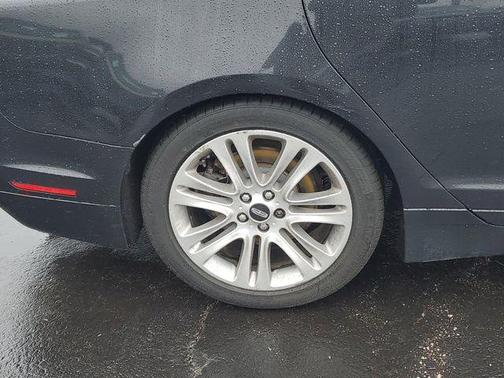 2013 Lincoln MKZ Base