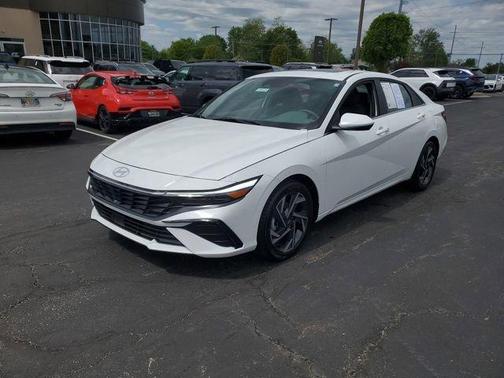 White 2024 Hyundai ELANTRA SEL