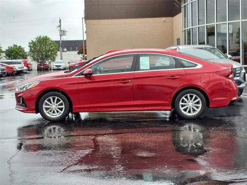 2019 Hyundai SONATA SE