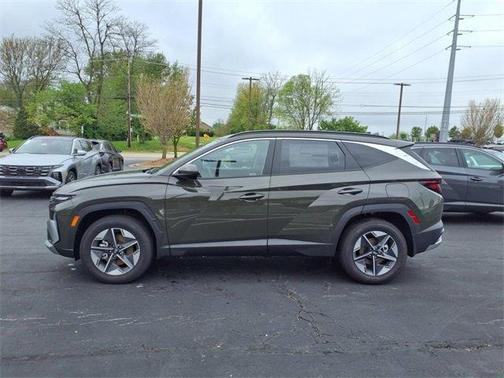 2025 Hyundai TUCSON SEL