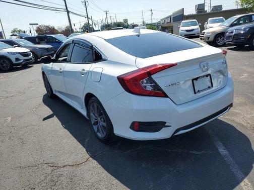 Platinum White Pearl 2021 Honda Civic EX-L