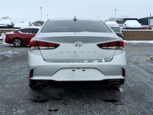 2018 Hyundai SONATA Sport