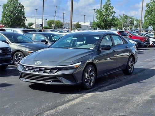 2025 Hyundai ELANTRA HEV SEL Sport