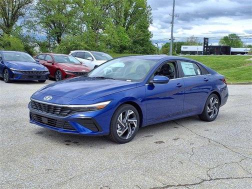 2025 Hyundai ELANTRA SEL Convenience