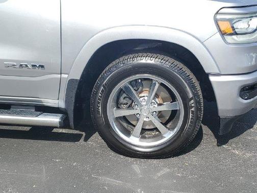 Billet Silver Metallic Clearcoat 2022 RAM 1500 Laramie