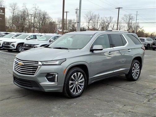 2023 Chevrolet Traverse Premier