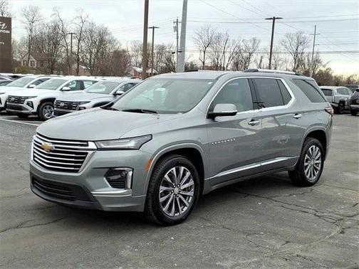 2023 Chevrolet Traverse Premier