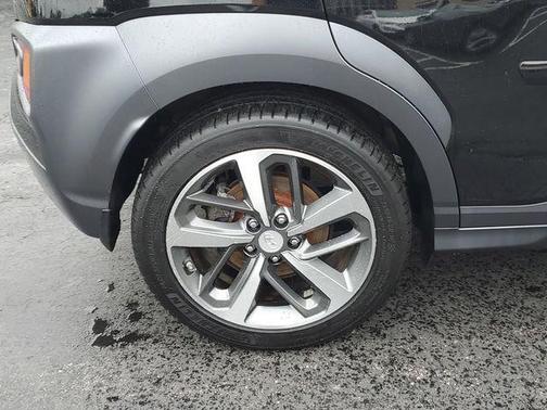 Ultra Black 2019 Hyundai KONA Limited