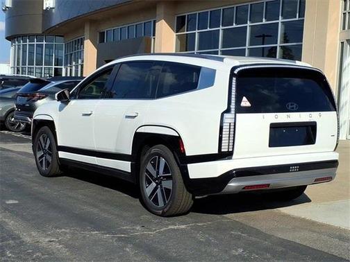 2026 Hyundai IONIQ 9 SEL