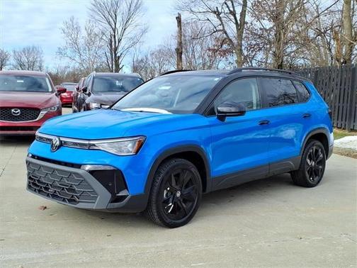 2025 Volkswagen Taos 1.5T SE Black