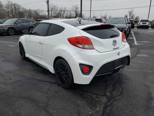 2016 Hyundai Veloster Turbo