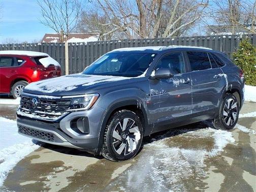 2024 Volkswagen Atlas Cross Sport 2.0T SE w/Technology