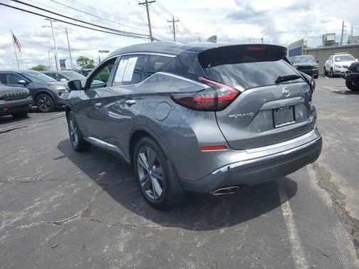 Gun Metallic 2022 Nissan Murano Platinum