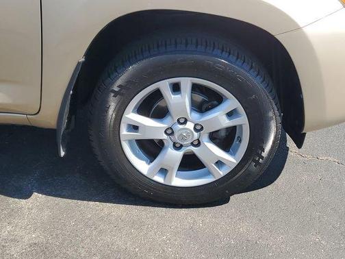Sandy Beach Metallic 2011 Toyota RAV4 Base