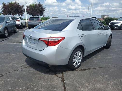 Classic Silver Metallic 2016 Toyota Corolla LE
