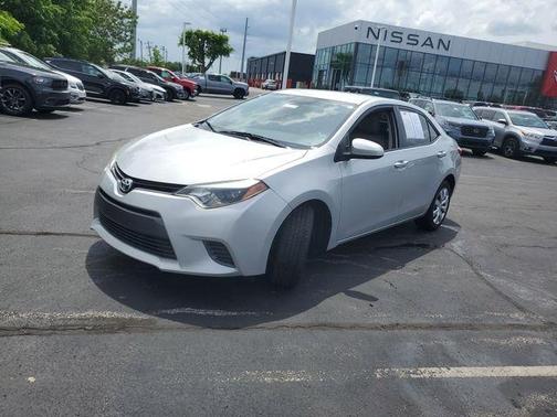 Classic Silver Metallic 2016 Toyota Corolla LE