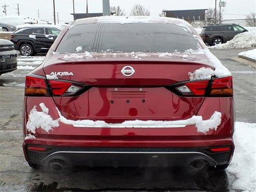 2021 Nissan Altima 2.5 SR