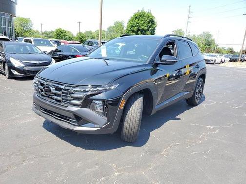 Phantom Black 2025 Hyundai TUCSON XRT