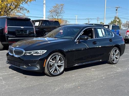 2019 BMW 330 i xDrive