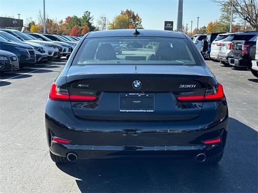 2019 BMW 330 i xDrive