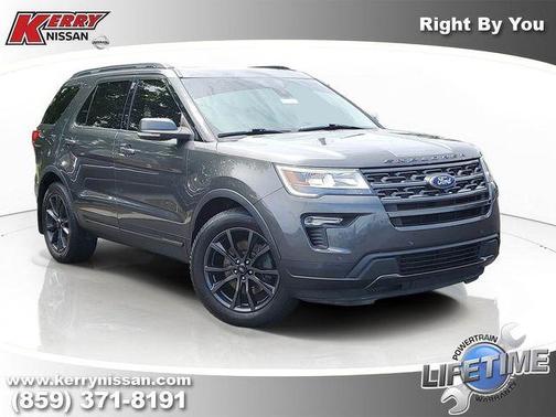 Magnetic Metallic 2019 Ford Explorer XLT