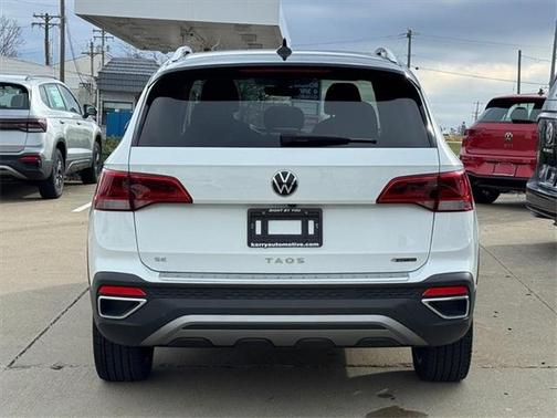 2024 Volkswagen Taos 1.5T SE