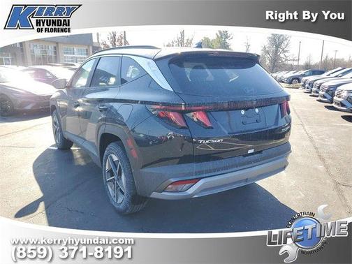 2026 Hyundai TUCSON Hybrid SEL