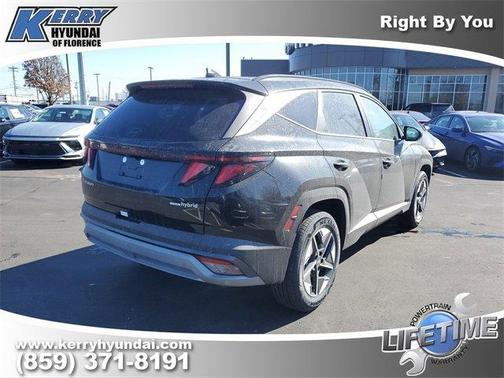 2026 Hyundai TUCSON Hybrid SEL