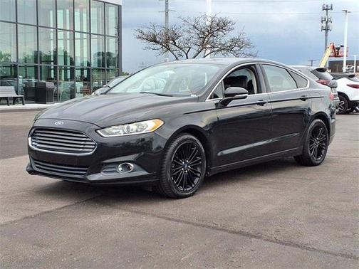 2014 Ford Fusion SE