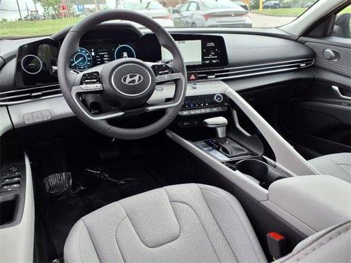 2025 Hyundai ELANTRA HEV Limited