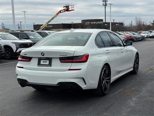 2021 BMW 330 i xDrive