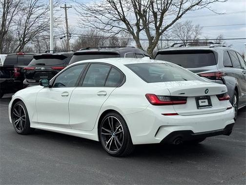 2021 BMW 330 i xDrive