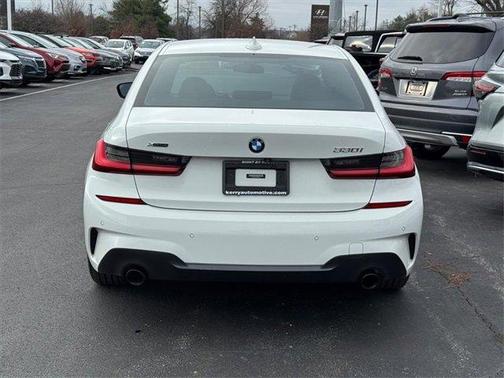 2021 BMW 330 i xDrive