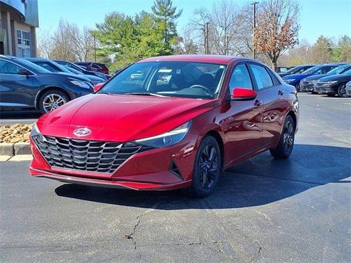 2021 Hyundai ELANTRA SEL
