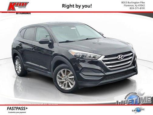 Black Noir Pearl 2017 Hyundai TUCSON SE