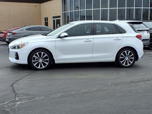 2019 Hyundai Elantra GT Base