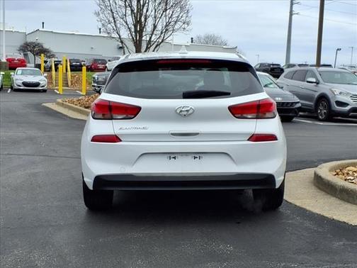 2019 Hyundai Elantra GT Base