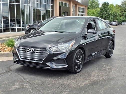 2019 Hyundai Accent SE