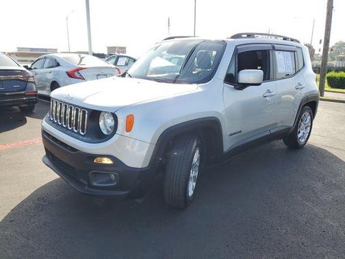 Glacier Metallic 2018 Jeep Renegade Latitude