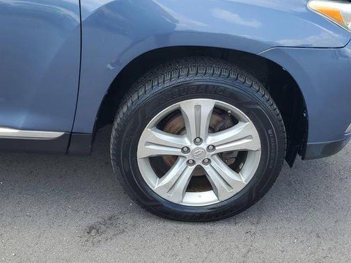 Shoreline Blue Pearl 2011 Toyota Highlander Limited