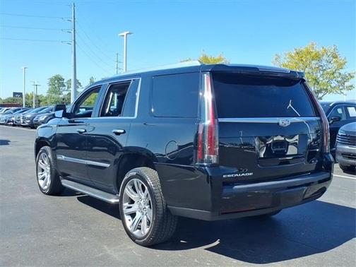 2015 Cadillac Escalade Luxury