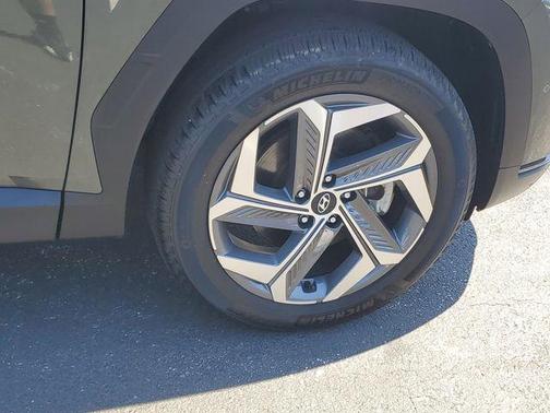 Amazon Gray 2023 Hyundai TUCSON Limited