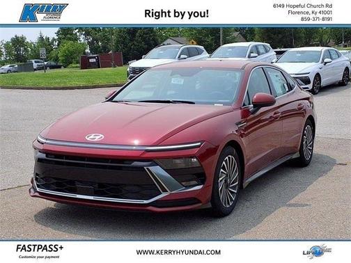 2025 Hyundai SONATA Hybrid SEL