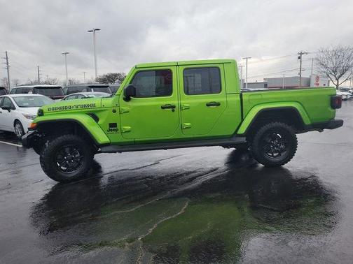 2025 Jeep Gladiator Sport