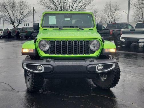 2025 Jeep Gladiator Sport