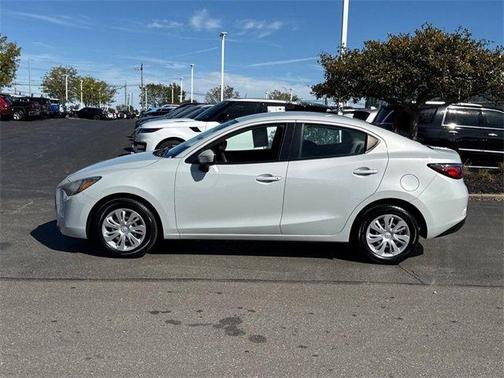 2019 Toyota Yaris Sedan L
