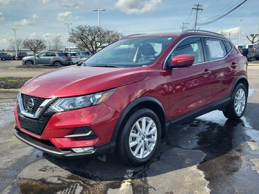2022 Nissan Rogue Sport SV
