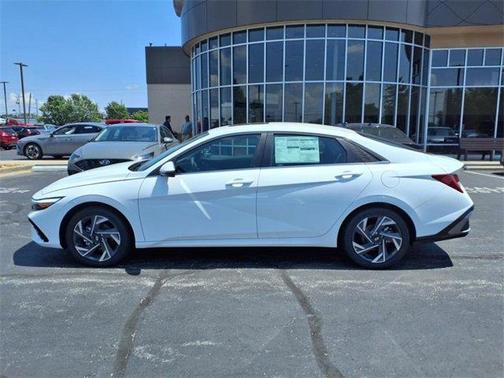 2025 Hyundai ELANTRA HEV Limited