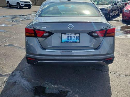 2022 Nissan Altima 2.5 SV