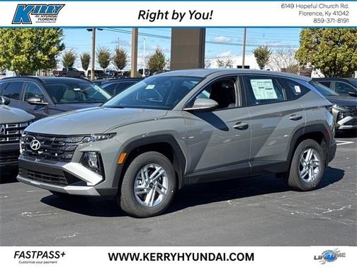 2026 Hyundai TUCSON SE